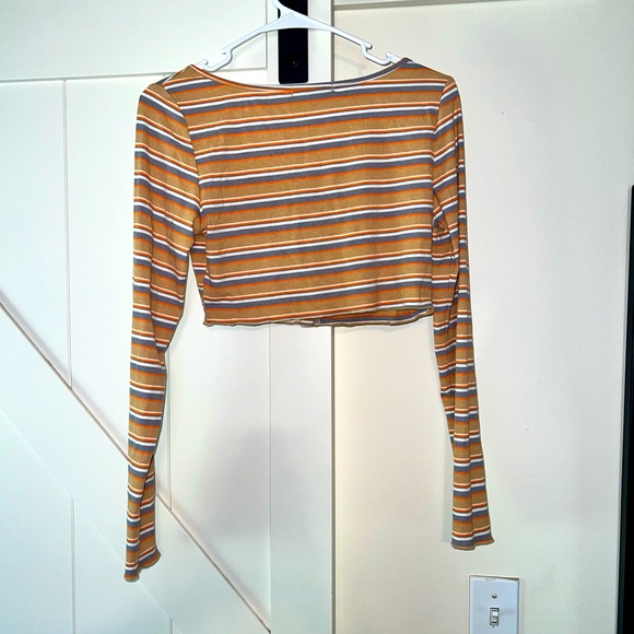Striped long sleeve crop top - Picture 2 of 3